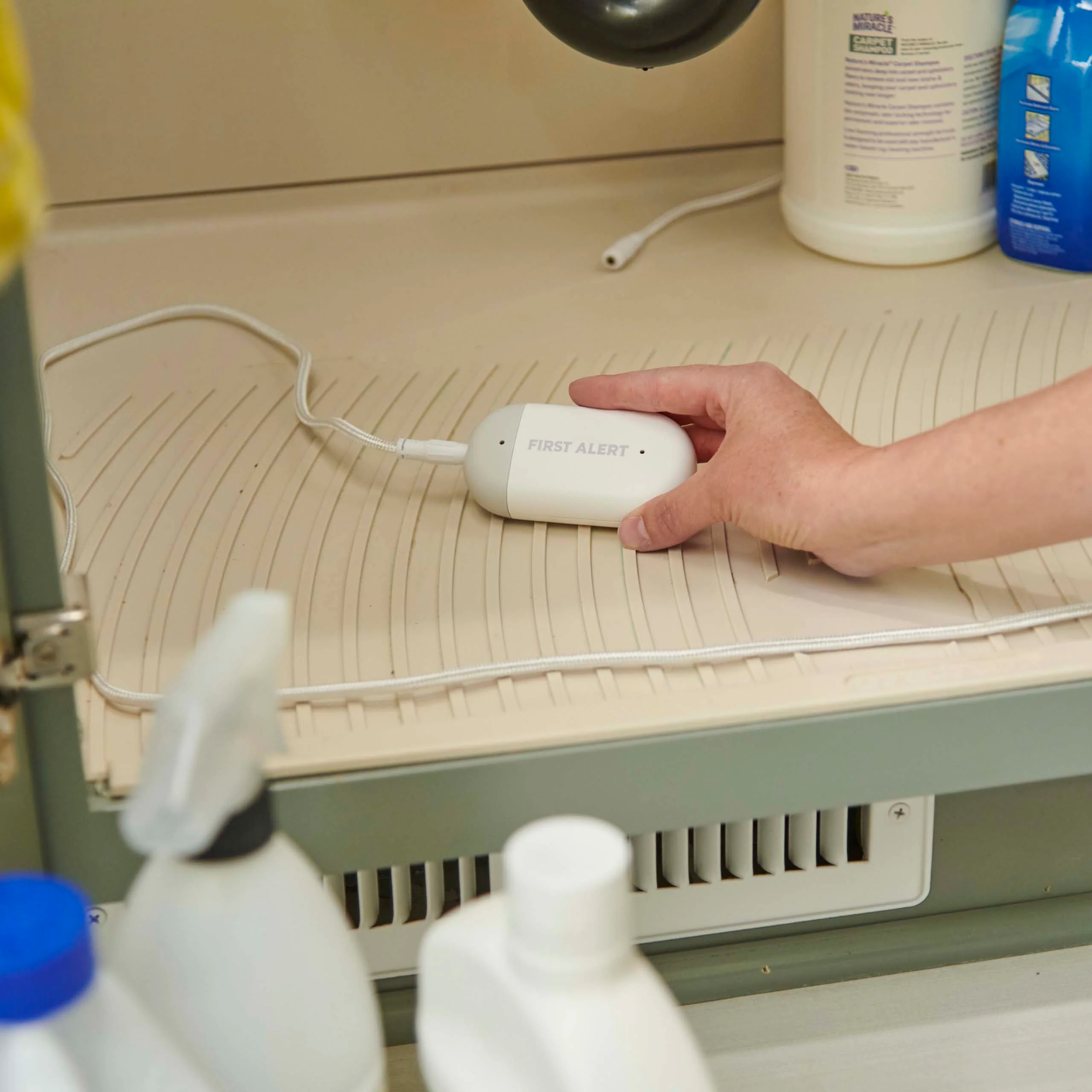 L1 WiFi Water Leak and Freeze Detector - Image 4